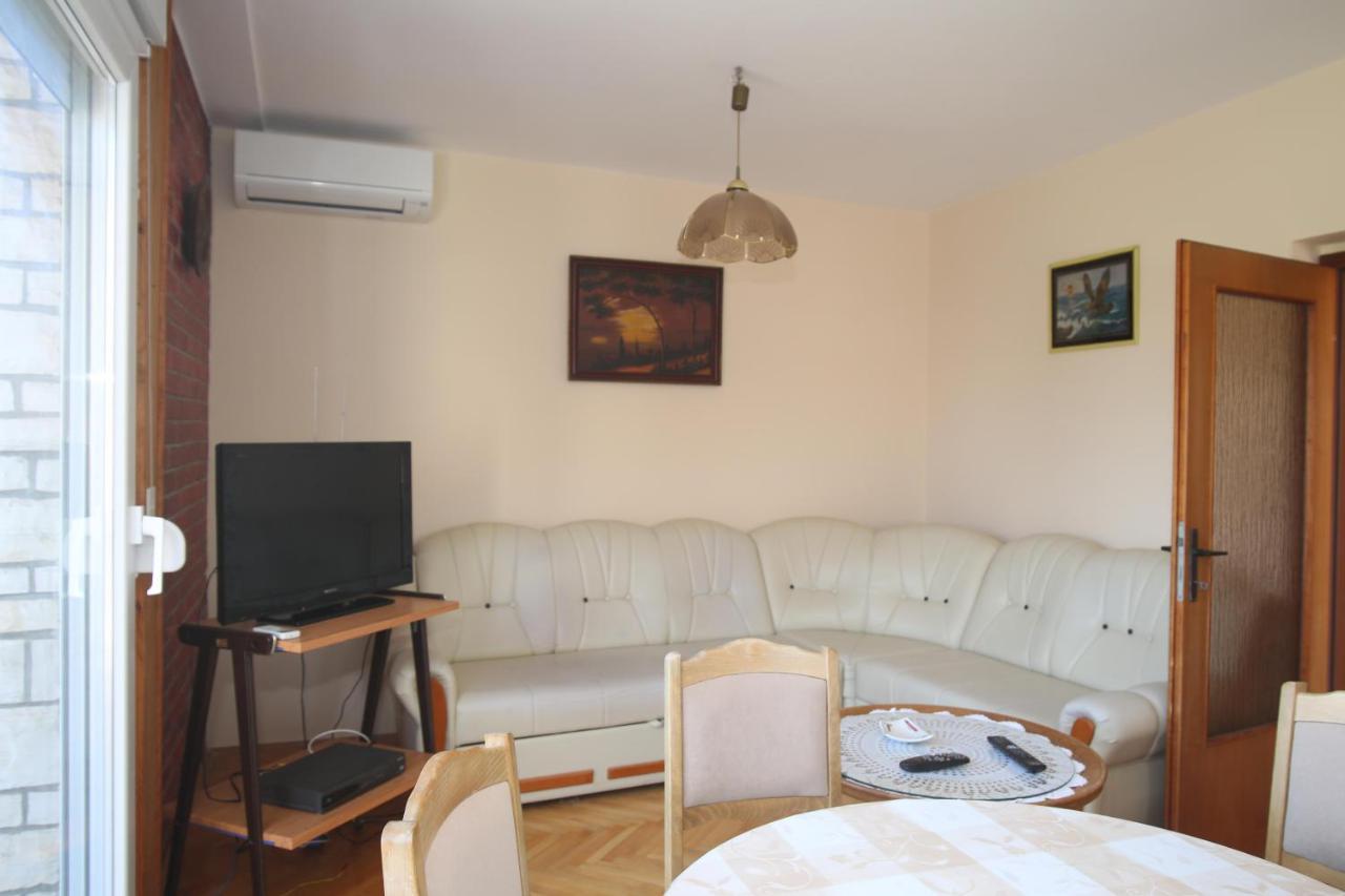 Apartment Michelle Bibinje Exterior photo